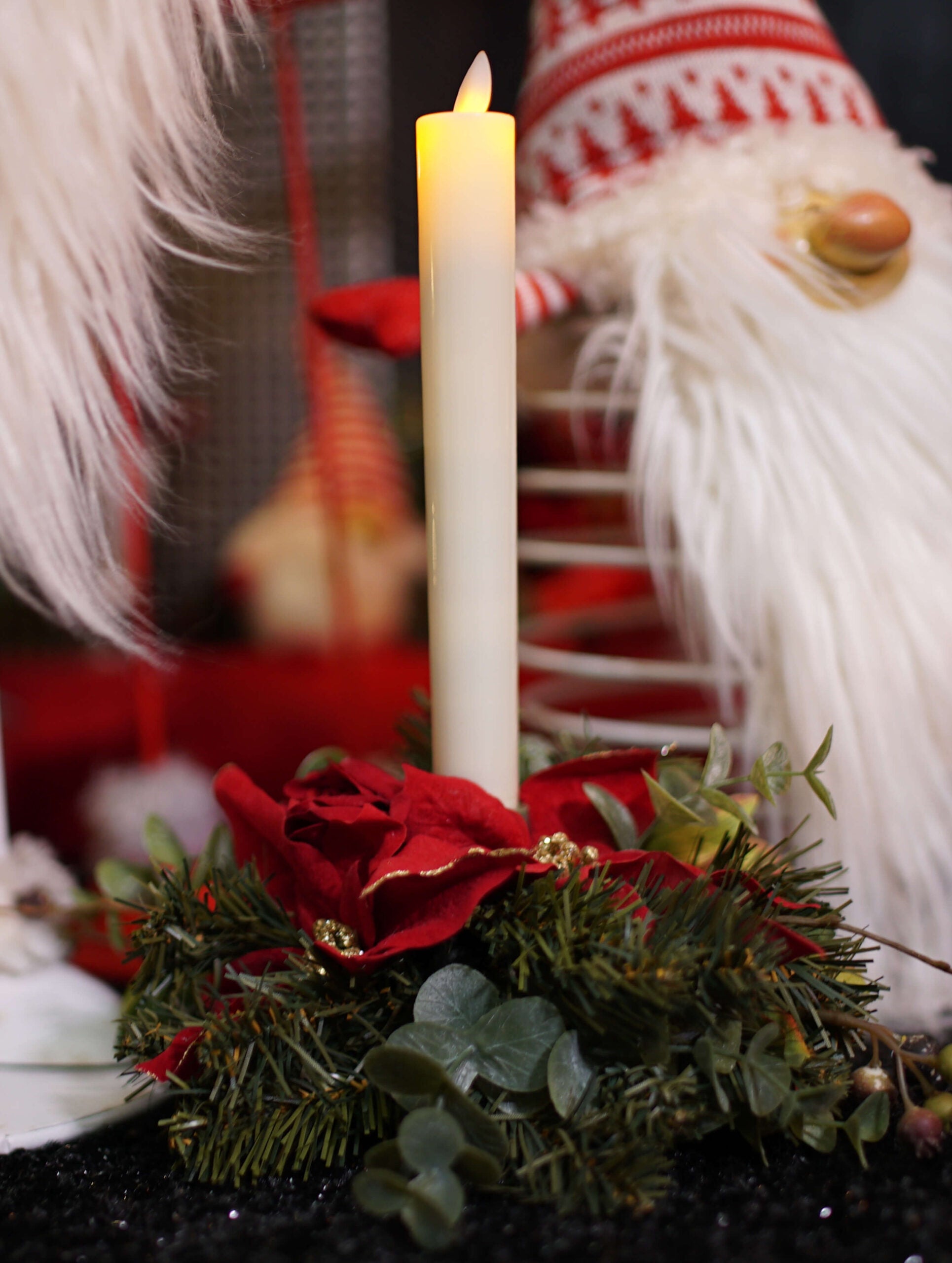Single Candleholder with Poinsettia &amp; Eucalyptus