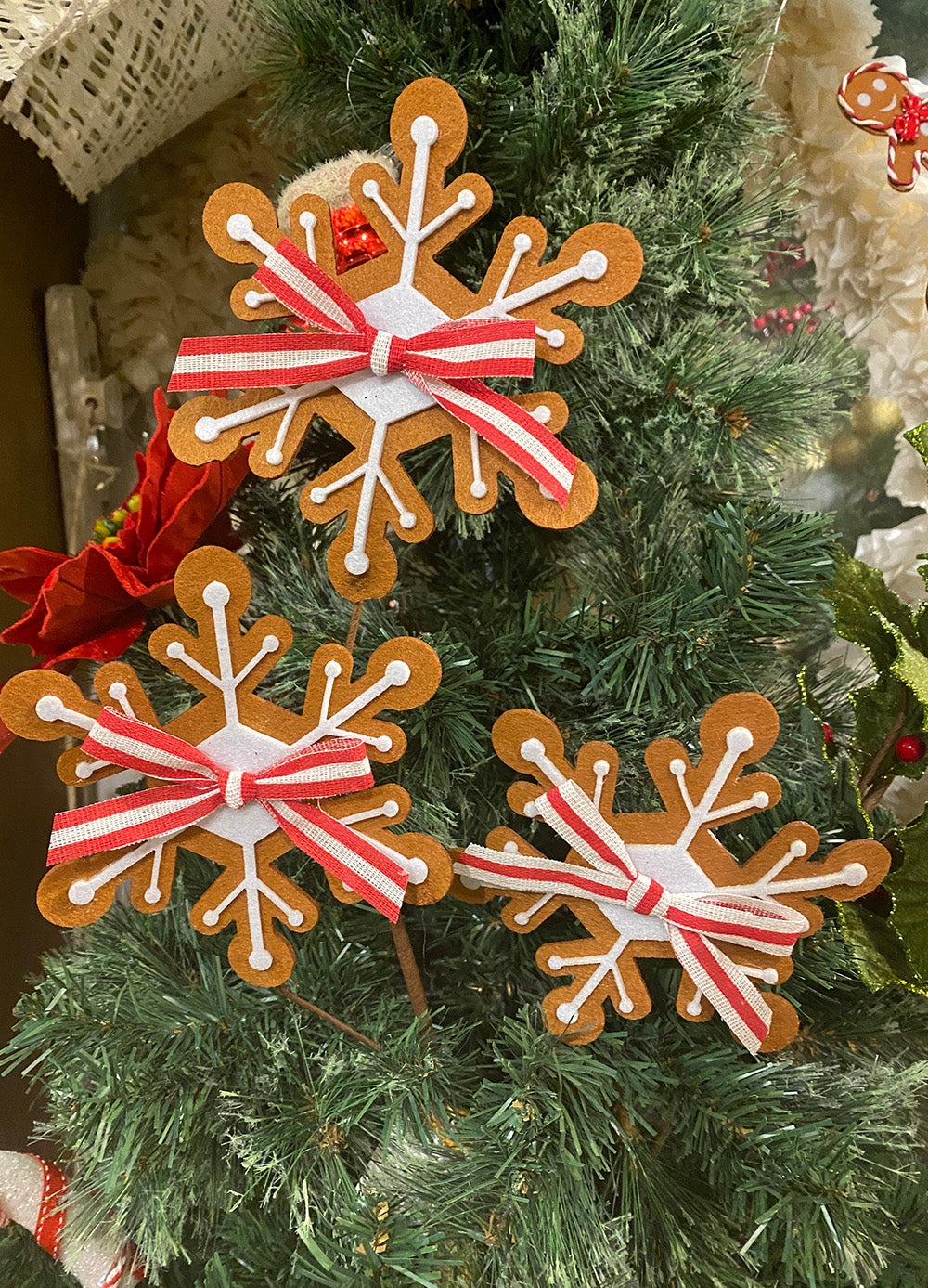 Snowflake Spray w/ Ribbon Ginger